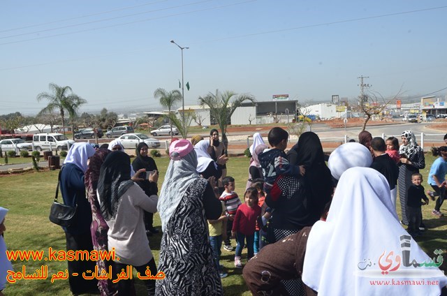 فيديو: صف الفراشات يطير كالفراشات في احضان منتزه عبد الكريم قاسم 